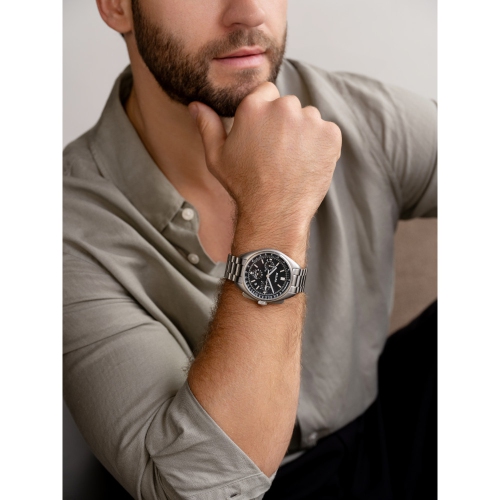 Bulova Mens Lunar Pilot Special Edition HPQ Watch 45mm Silver-Tone Stainless Steel Case and Bracelet with Black Dial