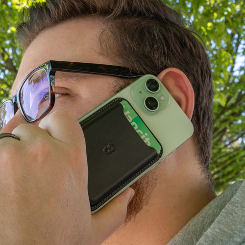 Portefeuille pour téléphone MagSafe de Logiix - Noir