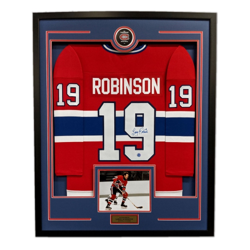 AJ SPORTS  Larry Robinson Signed Montreal Canadiens 36X44 Jersey Frame