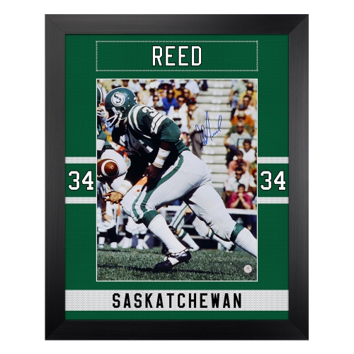 George Reed a signé le cadre de 26 x 32 po de l'uniforme des Roughriders de la Saskatchewan