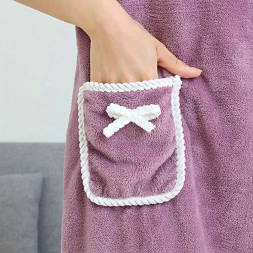 Jupe de serviette de bain portable pour femme | velours corail aux haricots violets doux, séchage rapide et absorbant l'eau