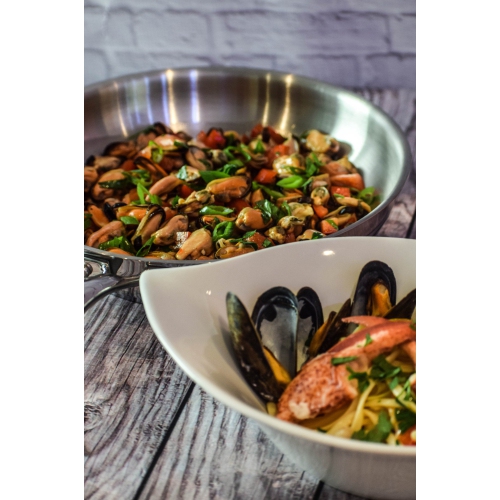 Batterie de cuisine en acier inoxydable Accolade de Meyer, 11 pièces, fabriquée au Canada