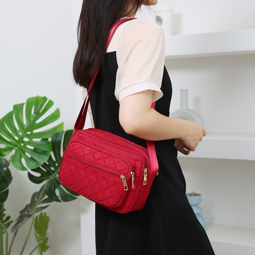 Ladies' Nylon Quilted Bag