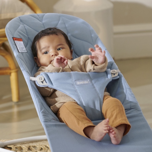 BabyBjorn Bouncer Bliss in Woven Fabric - Petal Quilt, Blue on Light Gray Frame