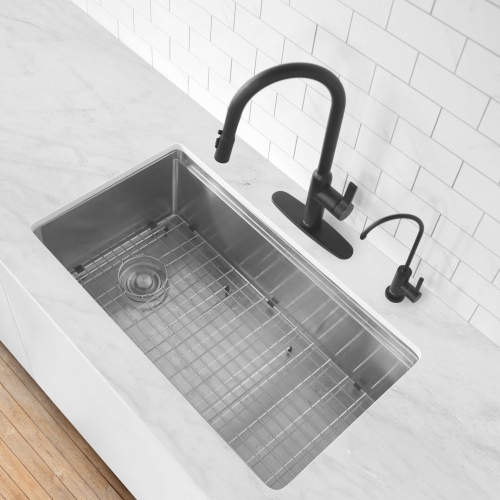 Stylish Single Handle Pull Down Kitchen Faucet with Water Tap and Faucet Plate in Matte Black K133NK142NA802N