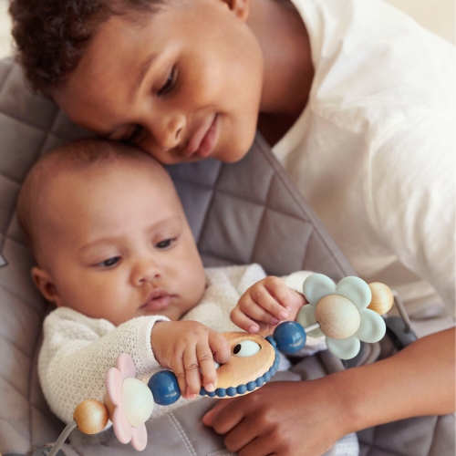 BabyBjorn Bouncer Bliss Bundle with Toy Bar - Black Mesh / Googly Eyes Black and White