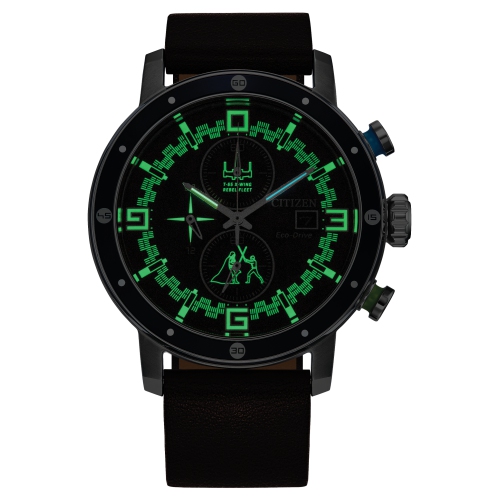 Montre pour hommes Luke Skywalker japonaise Eco-Drive 44 mm boîtier inox argenté bracelet cuir bleu avec cadran bleu de Star Wars