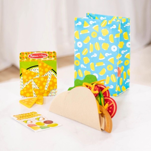 What�s for Lunch?� Surprise Meal Play Food Set