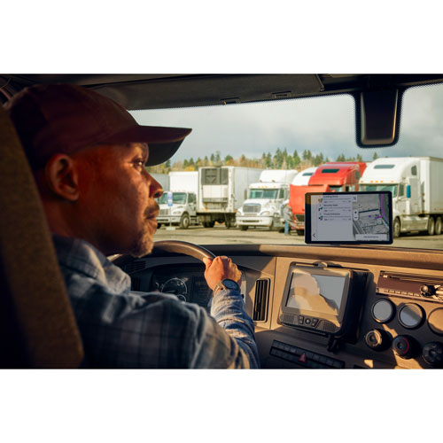 GPS de 8 po pour camion dēzl OTR820 de Garmin