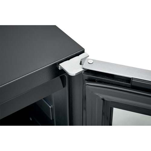 Electrolux Under Counter 5.1 cu ft Beverage Fridge - Stainless Steel