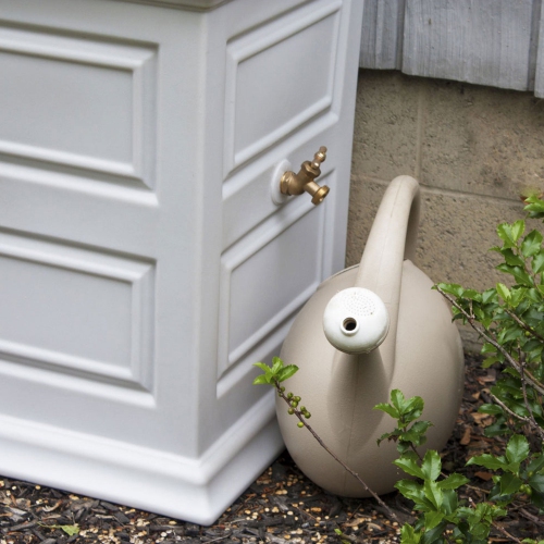 Good Ideas Savannah 42 Gal Flatback Colonial Style Rain Barrel Planter