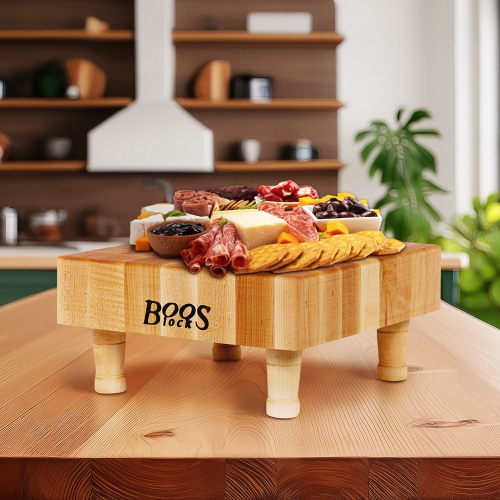 John Boos – planche à découper carrée en bois avec pieds de la série MC, 12 x 12 po, érable