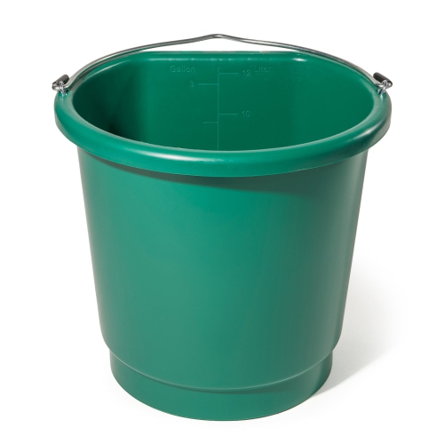 Farm Innovators 3 Gal Flat Back Plastic Heated Bucket, 70 Watt, Green