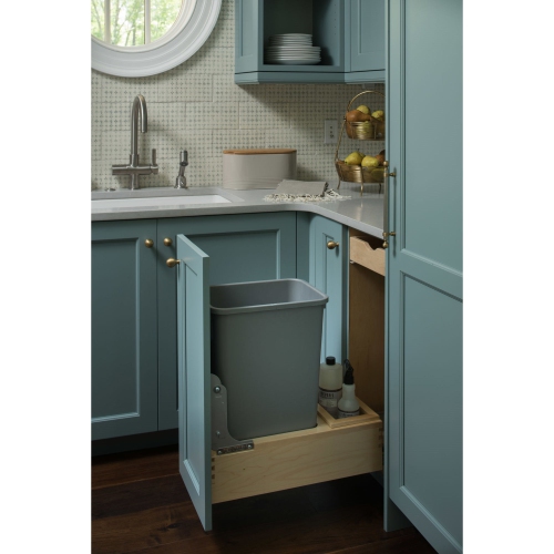 50&nbsp;qt de poubelle rétractable Rev-A-Shelf. Avec fermeture en douceur, 4WCBM-1550DM-1