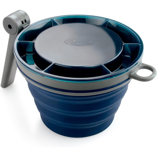 Image 1 de 6.. Tasse Fairshare bleue pliante de GSI Outdoors | Camping sac à dos