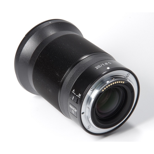 Ensemble d'accessoires avec objectif 20093&nbsp;mm f/1,8 S NIKKOR Z 20&nbsp;mm de Nikon : 7PC