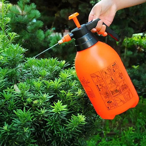 axGear Garden Pressure Sprayer Portable Hand Pump Chemical Weed Water Sprays Bottle 2L