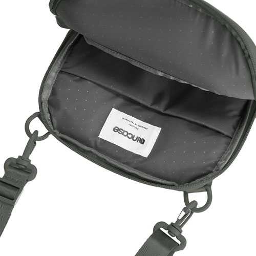 Housse A.R.C. d'Incase Sac à bandoulière de 14 po - Gris fumée