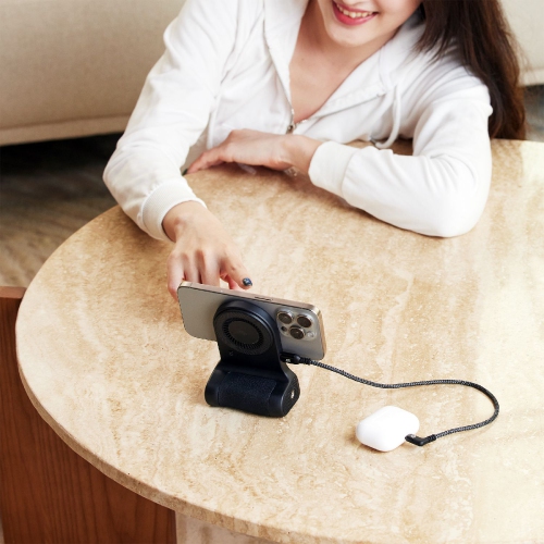 ADAM Elements SELFIE Shot - Magnetic Hand Grip with Power Bank