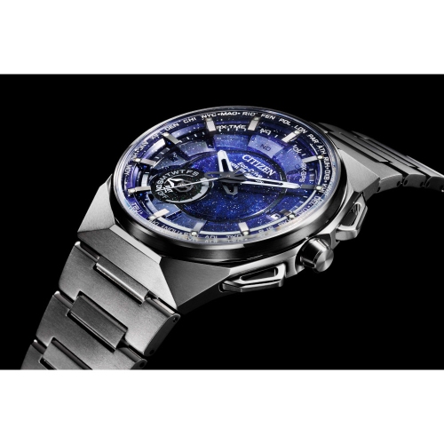Montre homme, Satellite Wave GPS Eco-Drive, boîtier et bracelet 45,4 mm ton argent Super Titanium, cadran bleu