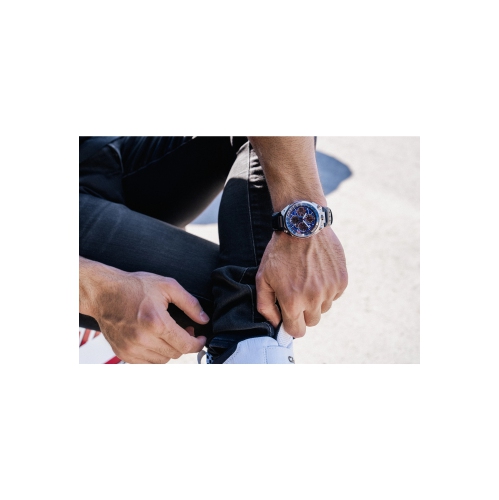 Montre pour hommes Promaster Tsuno Chrono Racer édition limitée Eco-Drive 43,3 mm avec boîtier en titane Super Titanium argenté et cadran bleu