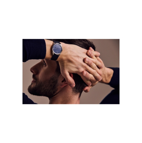 Montre unisexe Suratto Eco-Drive 38,4 mm de Citizen avec boîtier en inox argenté et bracelet en cuir bleu avec cadran bleu