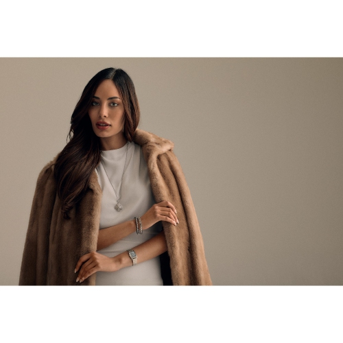 Montre à quartz pour femmes Sutton de Bulova 21&nbsp;mm avec boîtier et bracelet en acier inoxydable argenté et cadran gris