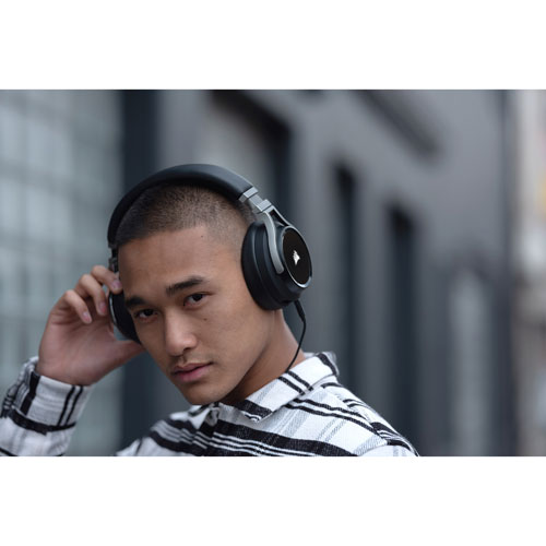 Image 15 of 17.. Corsair Virtuoso RGB Wireless Gaming Headset with Microphone - Carbon