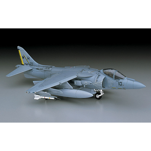 HASEGAWA  Av-8B Harrier Ii Plus (00454) 1:72 Scale Airplane Plastic Model Kit