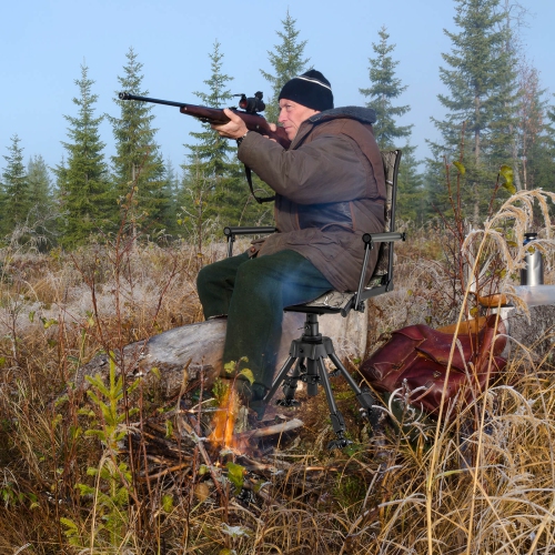 Fauteuil de chasse pivotant Goplus à pattes ajustables et pivotant silencieux et pliable à 4 360°