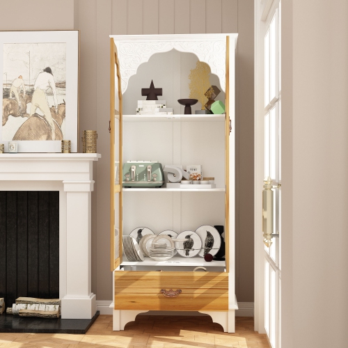 Armoire vitrée style rétro Famapy avec détails sculptés, portes en verre et tiroir en bois, bois blanc et bois naturel