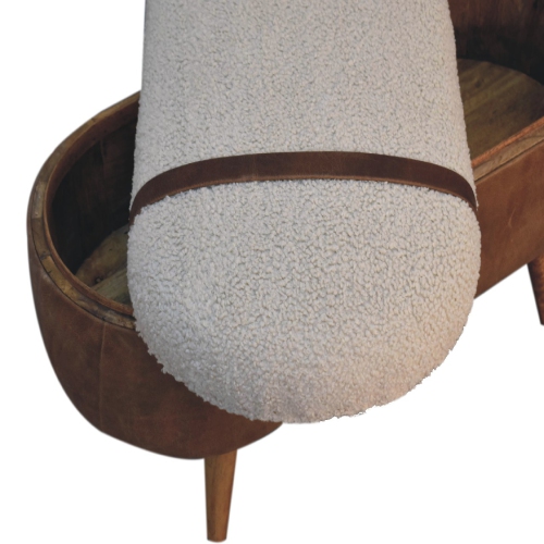 Artisan Furniture – Banc en tissu bouclé Buffalo Nordic havane, fini chêne-danois