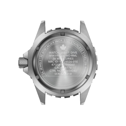 MARATHON – Grand plongeur automatique érable rouge arctique avec bracelet en acier inoxydable 41 mm