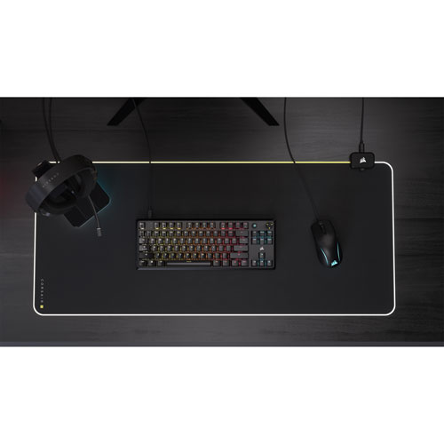 Clavier de jeu sans pavé numérique avec fil rétroéclairé à commutateurs mécaniques linéaires Red K70 CORE de Corsair - Noir