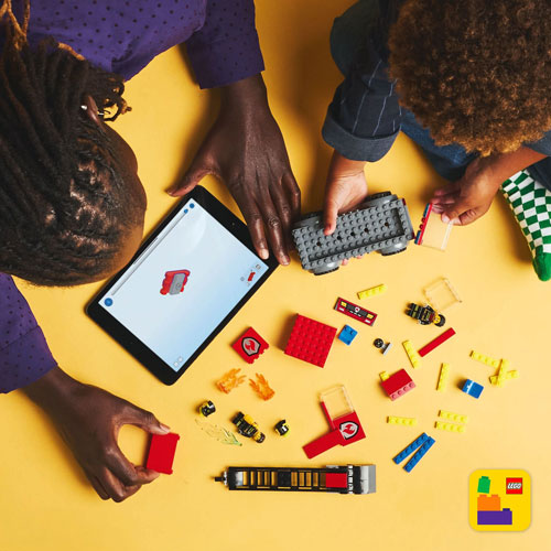 LEGO City: Fire Ladder Truck - 82 Pieces