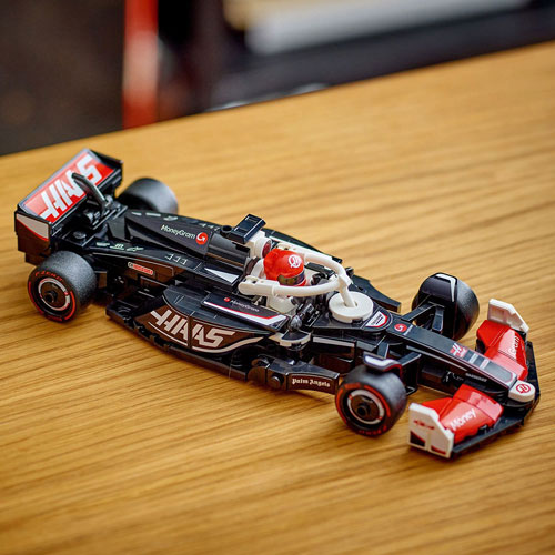 LEGO Speed Champions : Voiture de course MoneyGram Haas F1 Team VF-24 - 242 pièces