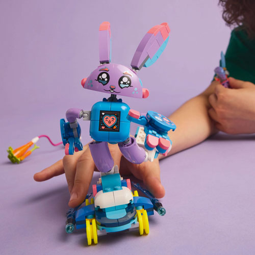 LEGO DREAMZzz: Izzie and Bunchurro the Gaming Bunny - 252 Pieces (71490)