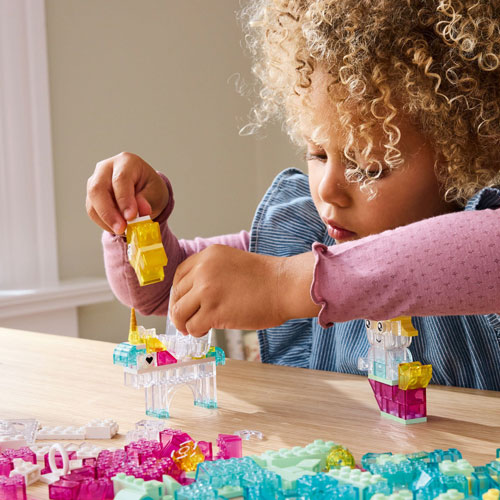 LEGO Classic : La boîte de briques transparentes magiques - 340 pièces