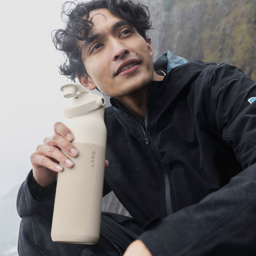 Bouteille d'eau de 1 L PureVis 2 autonettoyante en acier inoxydable isotherme avec capteur intelligent de LARQ - Beige