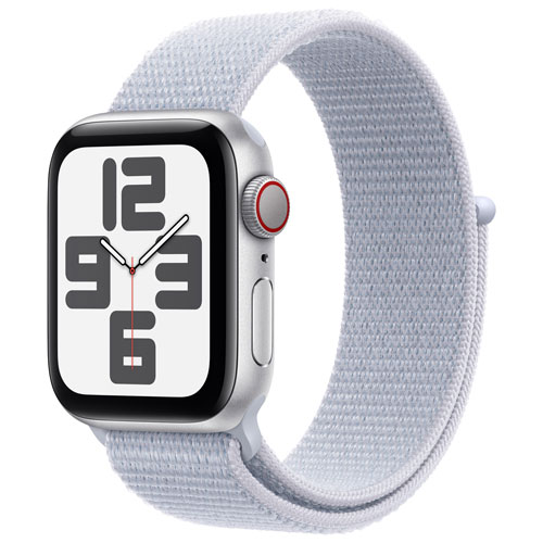 Image 1 de 14.. Apple Watch SE de 40 mm avec boîtier en aluminium argenté et bracelet sport à rabat nuage bleu
