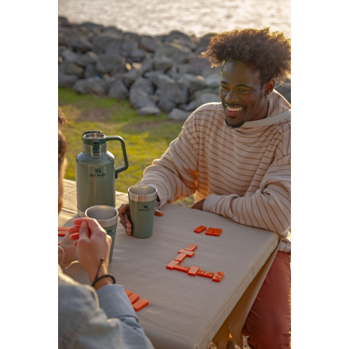 Stanley – cruche sous vide classique, capacité, acier inoxydable, vert martelé, 64 OZ/1,90 L