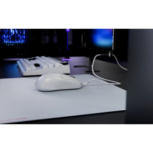 Pulsar X2H Wired Gaming Mouse - Ultra-Lightweight 51 g, Symmetrical Shape High Hump, PAW3395 Sensor, 1000 Hz Polling Rate, Superflex Paracord Cable,