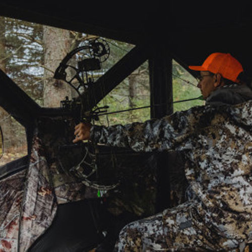 Cache Big Cat de Barronett Blinds - Camouflage Bloodtrail Backwoods