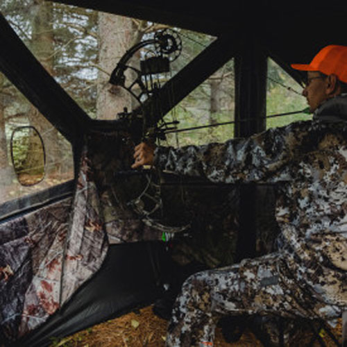 Cache Big Cat de Barronett Blinds - Camouflage Bloodtrail Backwoods