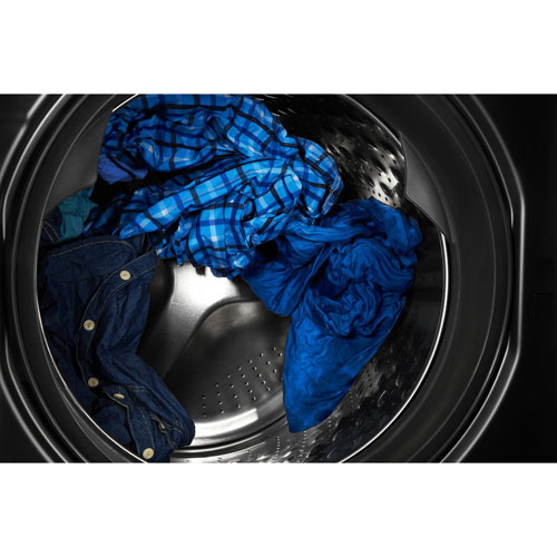 Laveuse à vapeur à chargement frontal haute efficacité 5,2 pi³ de Maytag - Noir volcanique