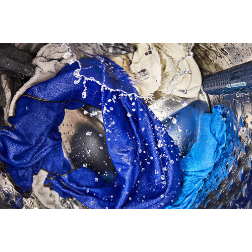 Sécheuse électrique à vapeur de 7,4 pi³ Pet Pro de Maytag - Noir volcan