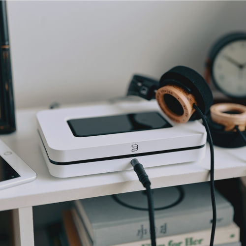 Bluesound NODE Wireless Hi-Res Performance Music Streamer with ESS Sabre HiFi DAC - White