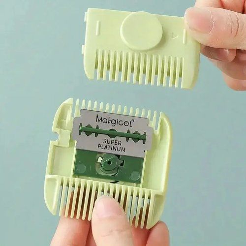 "Effortless Grooming: Two-in-One Clipper Comb for Quick Touch-Ups!"
