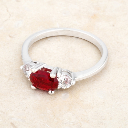 Bague classique en zircon