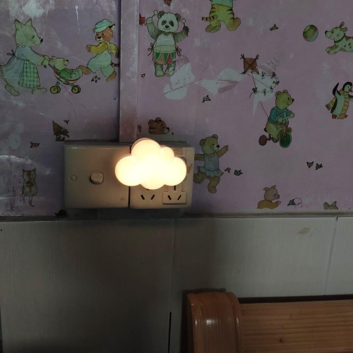 YOULIGHTS LED Night Light Plug-in Lamp Light Sensor Cloud Night Light Mini Pretty Night Light Adults Kids Night Light for Bedroom Suitable for Home,